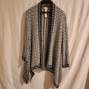 Chicos 1 (US Med 8/10) Handkerchief Bottom Cardigan Black/White Geometric Floral